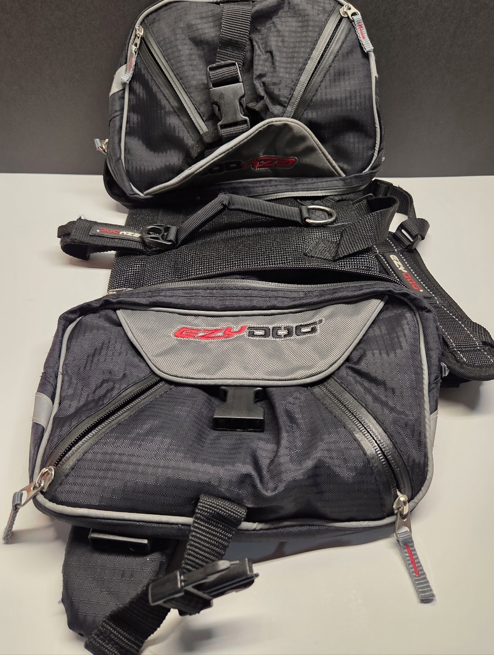 EzyDog Saddlebag Black Trail Ready Outdoor Adjustable Harness For Md-Lg Size Dog